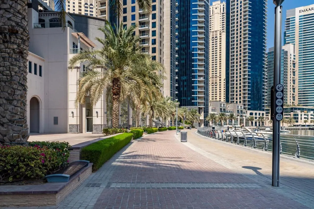 Frank Porter - The Point Tower Apartment Dubai United Arab Emirates